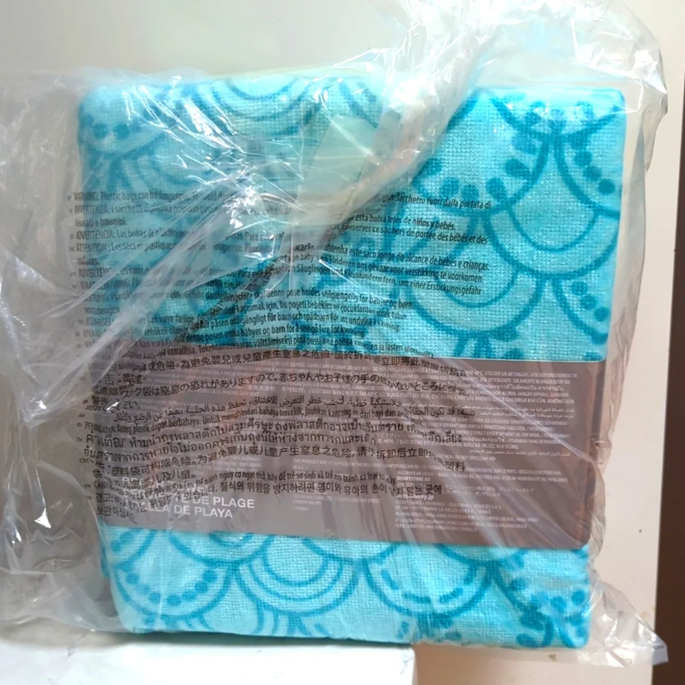 NWT Disney's The Little Mermaid Ariel Fin Beach Towel